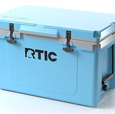 Ice Chest with Heavy Duty Rubber Latches